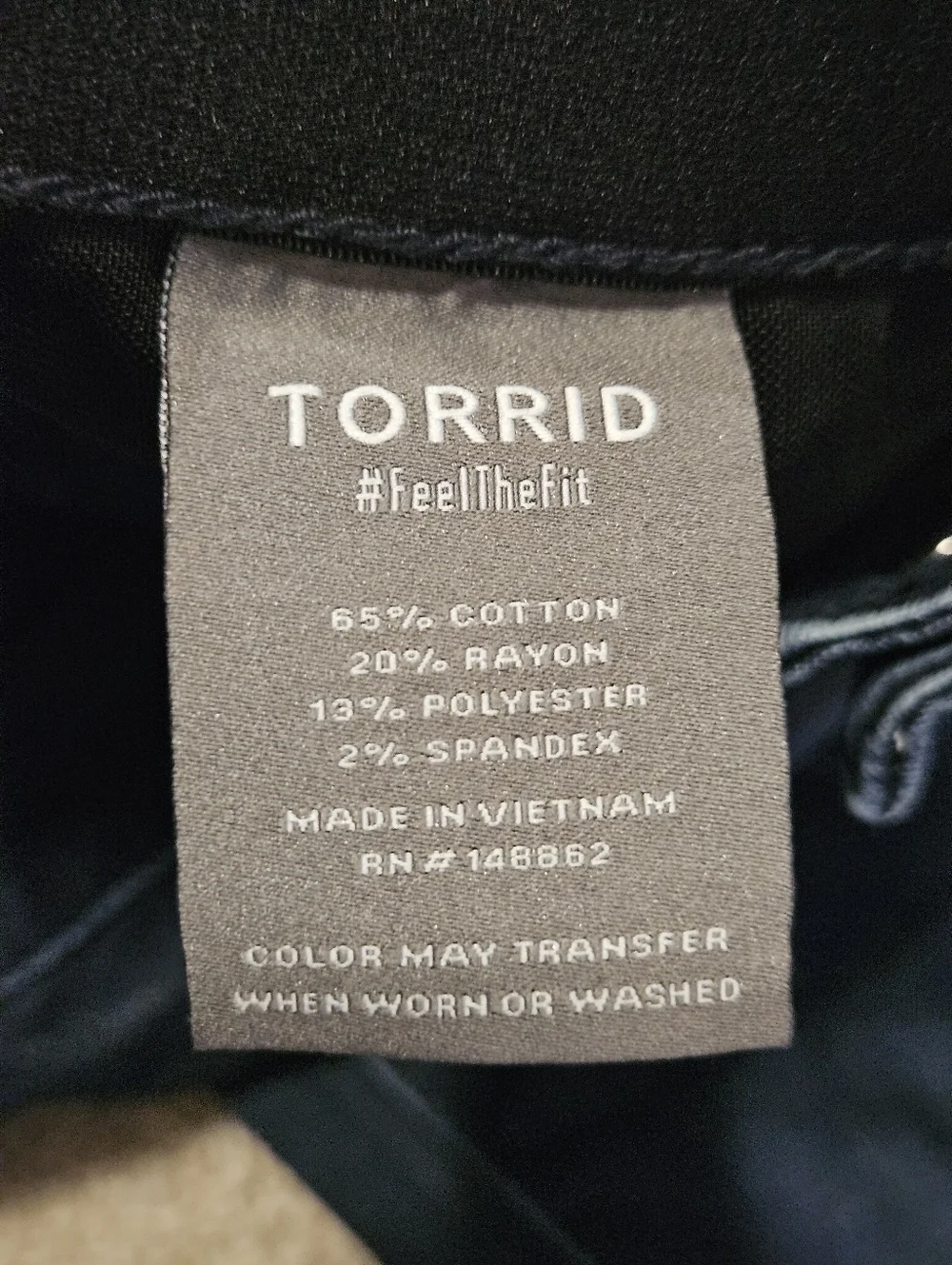 Torrid Dark Black/Blue Flared Jeans Sz. 20R - Picture 5 of 9
